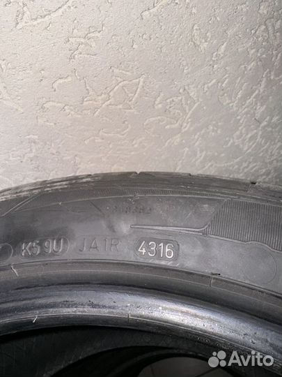 Dunlop SP Sport Maxx GT 275/40 R20 и 315/35 R20