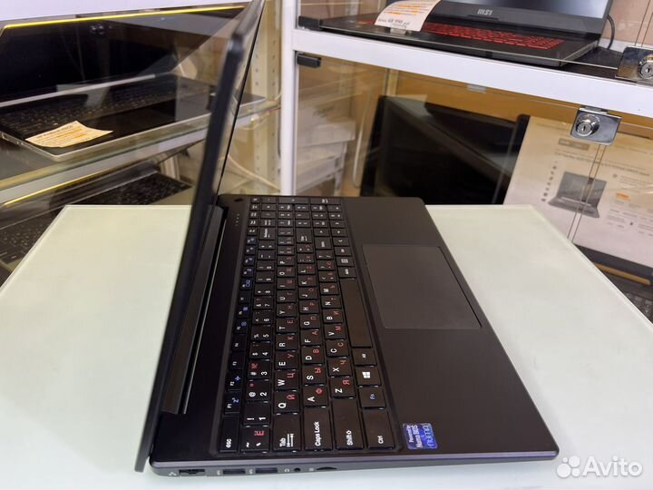 Как новый ультрабук IPS/i5-10210U/8/256 гарантия