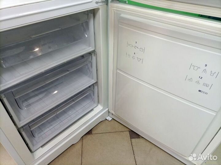 Холодильник no frost ariston