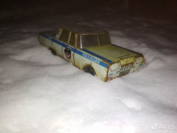 Жестяной автомобиль игрушка СССР