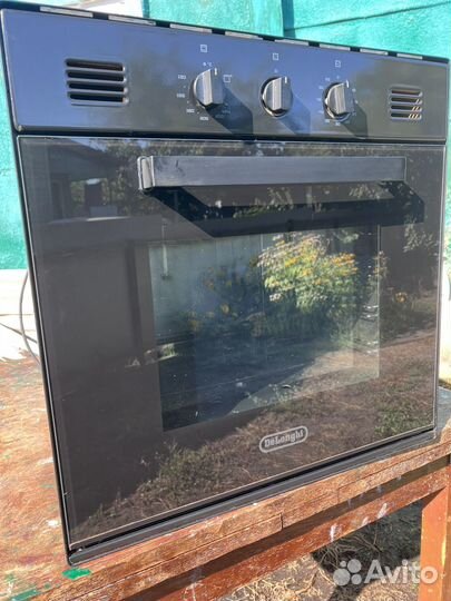 Духовой шкаф Delonghi
