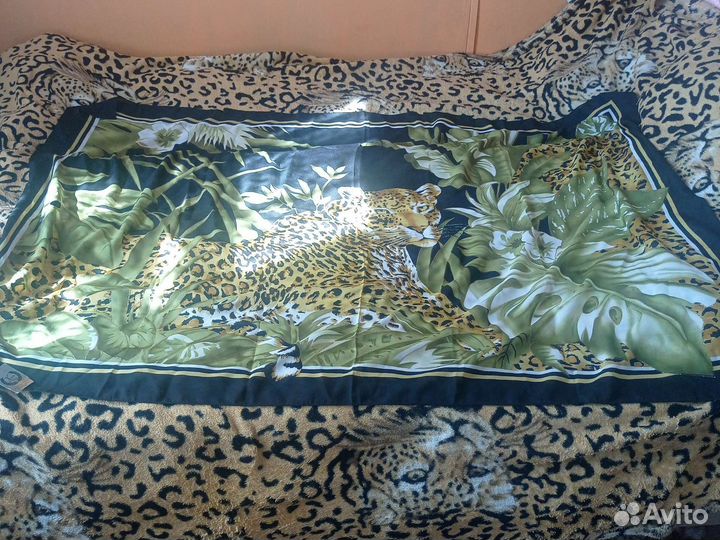 Женские шарфы и платки