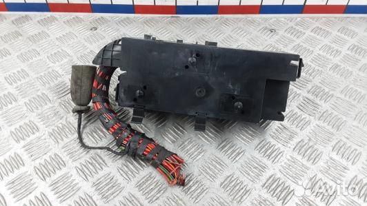 Блок предохранителей volkswagen phaeton 1 (GVN01M1