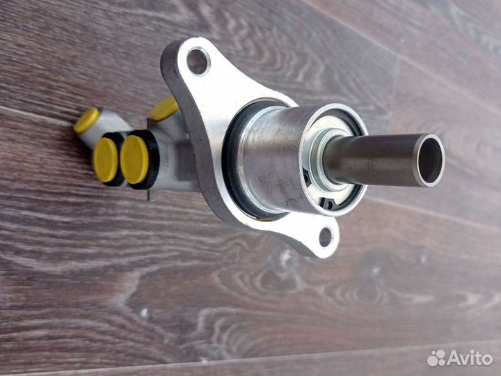 Главный тормозной цилиндр jetta 5. 1K1 614 019