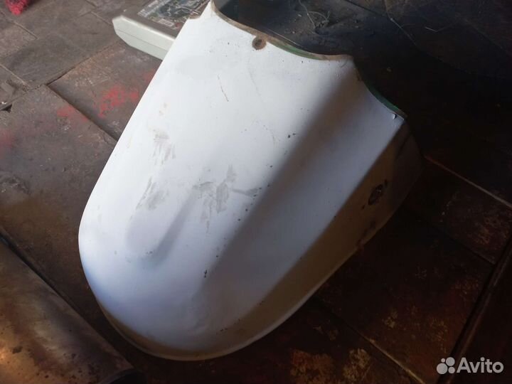 Крыло переднее Б/У на мотороллер,Турист,Муравей