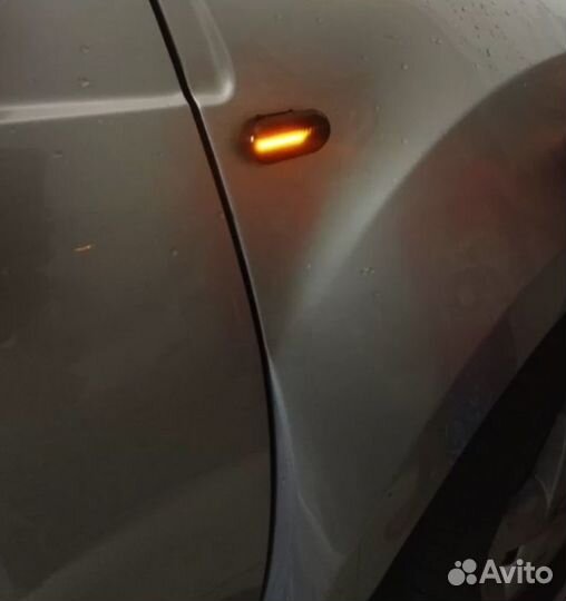 Бегущий поворотник на Лада Ларгус