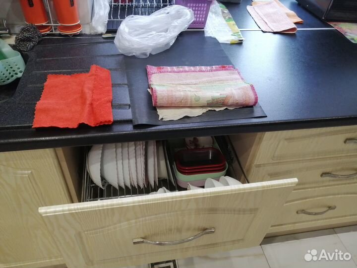 Кухня бу в хорошем состоянии