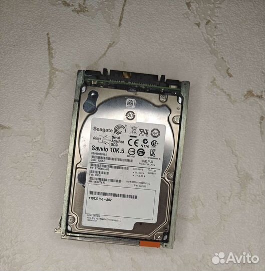 Жесткий диск 900 гб Внутренний EMC 005049206