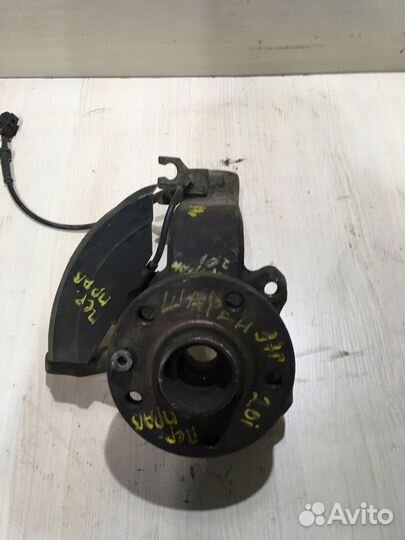 Кулак передний правый фольксваген sharan