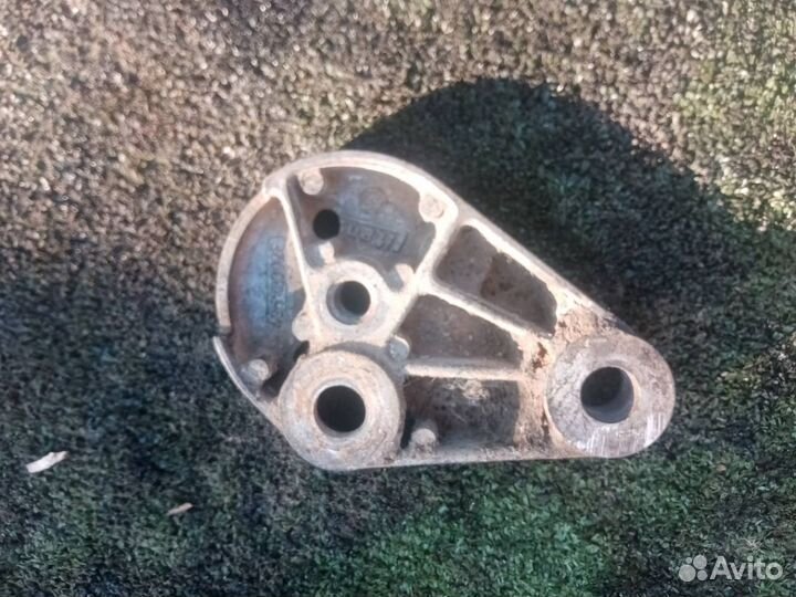 Натяжитель ремня Chrysler Voyager 3 2.5 ENC