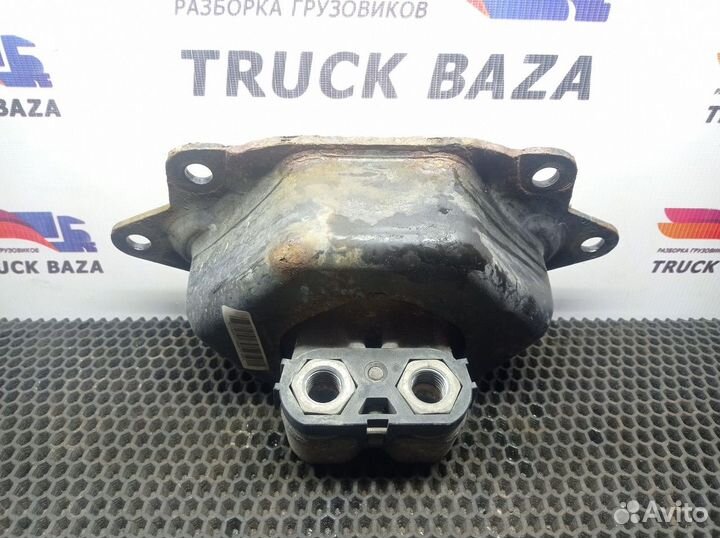 Подушка двигателя задняя