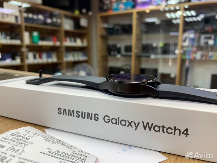 Часы Galaxy Watch 4 Classic