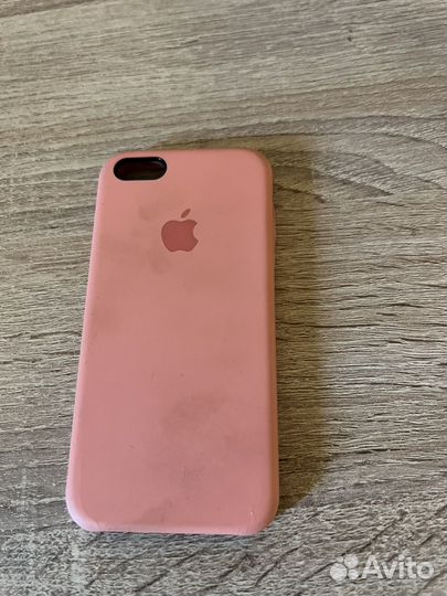 Чехол на iPhone