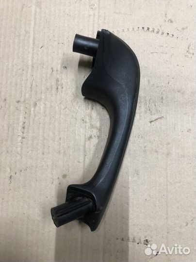 VW Passat B3 Ручка двери внутренняя правая