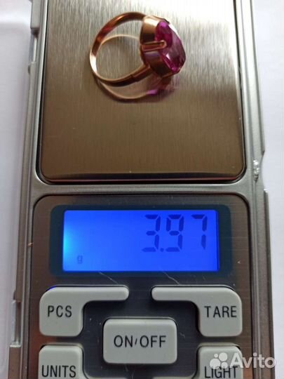 Золотое кольцо с корундом СССР