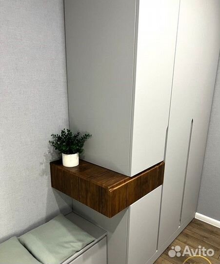 Шкаф распашной