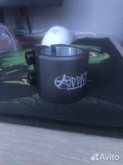 Зажим для трюкового самокатаaddict