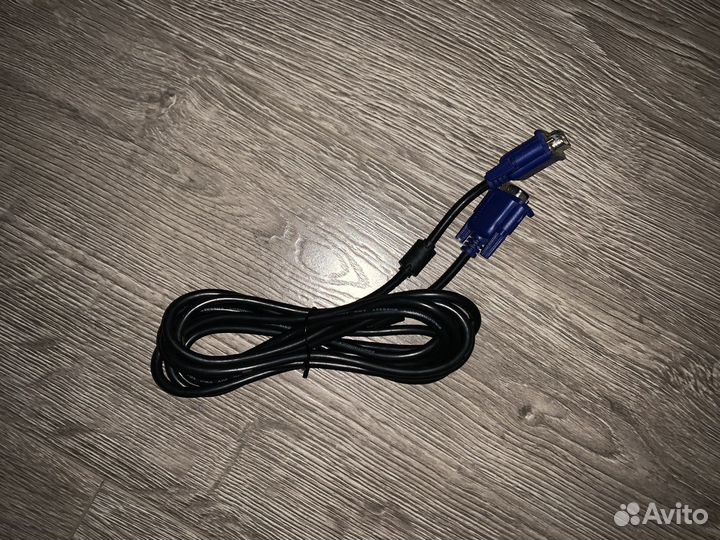 Кабель для компьютера