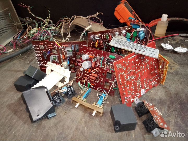 Амфитон 35У-002 в разборе