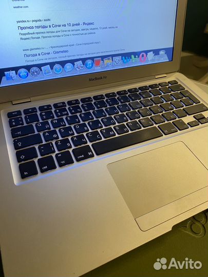 Ноутбук apple