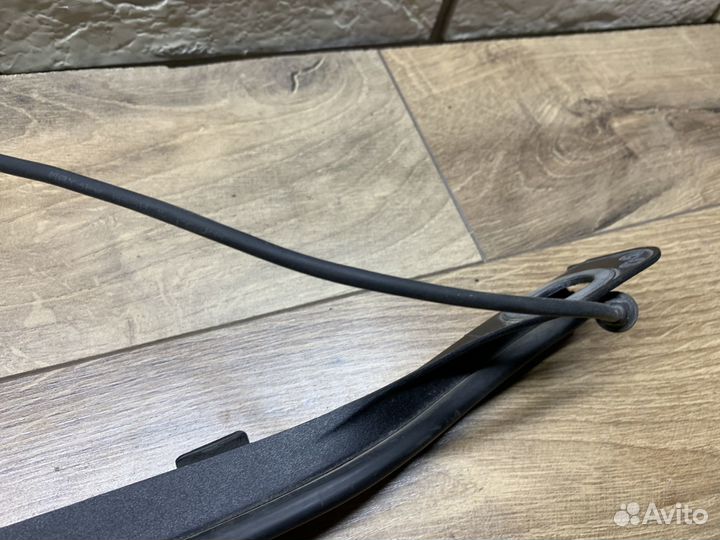 VW Touareg NF Датчик положения крышки багажника