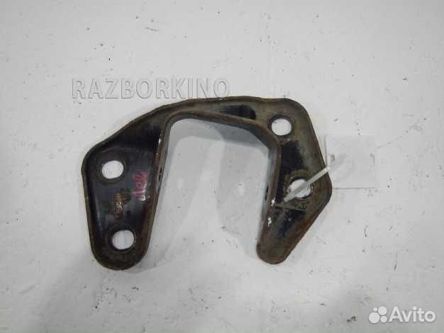 Кронштейн задней балки