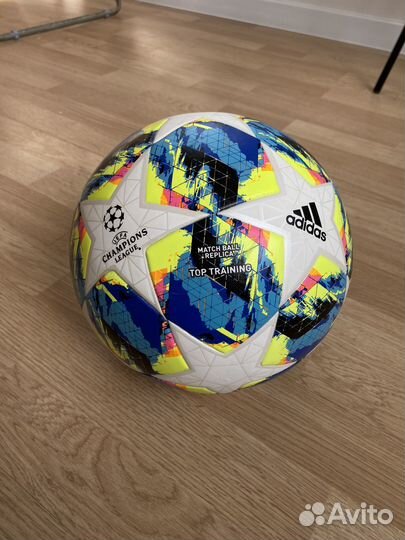 Футбольный мяч adidas лига чемпионов оригинал