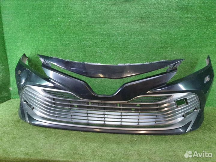 Бампер передний Toyota Camry
