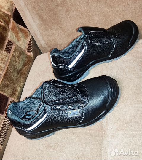 Ботинки мужские