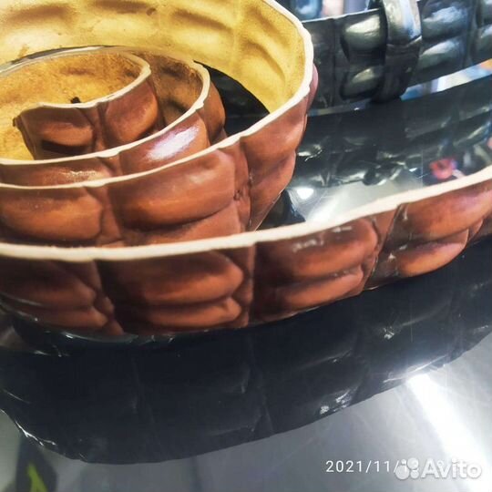 Ремень мужской,кожа крокодил