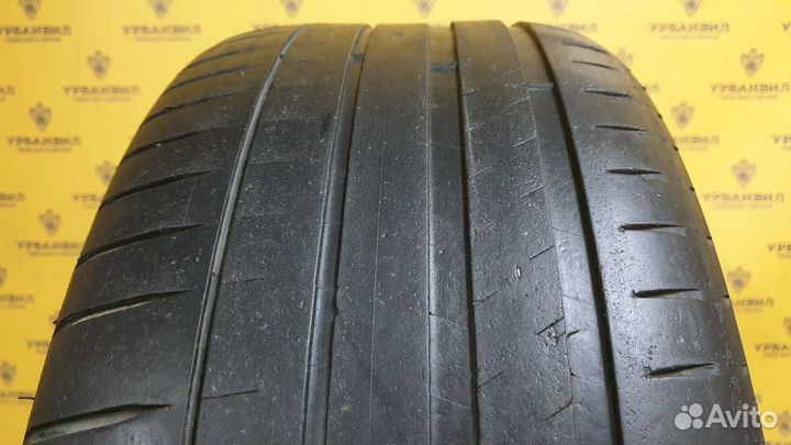 Michelin Pilot Sport 4 245/40 R18 93Y