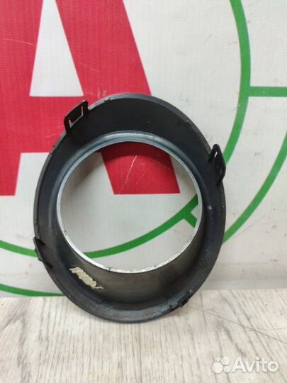 Накладка противотуманной фары передняя левая