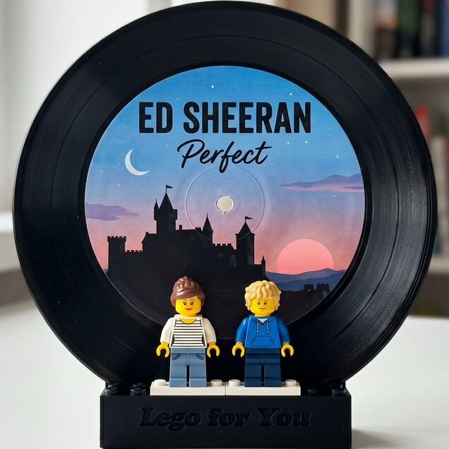 Ваша песня на пластинке с lego фигурками