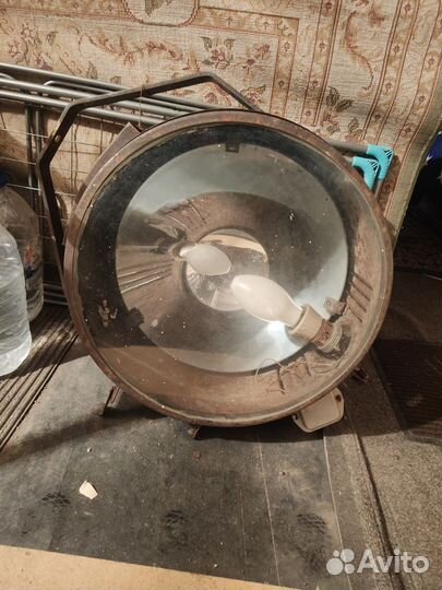 Прожектор мощный