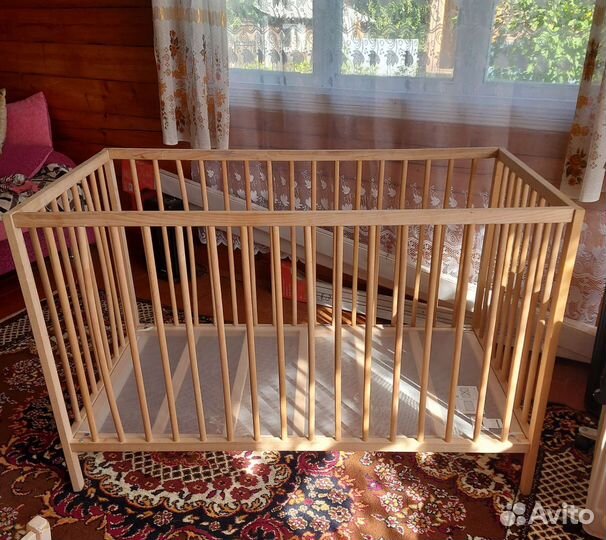 Детская кровать IKEA с матрасом