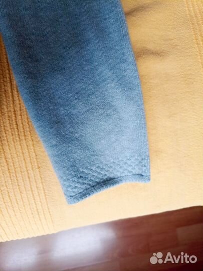 Свитер женский