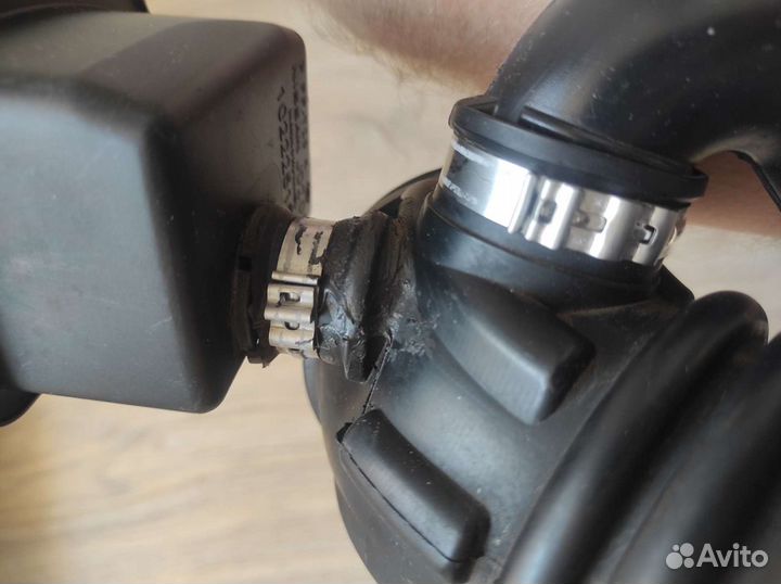 Воздуховод 16576JD200