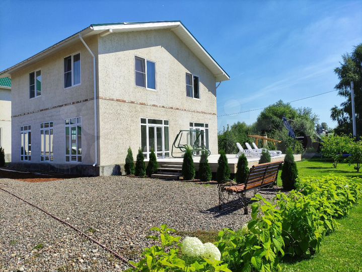 Дом 200 м² на участке 20 сот.