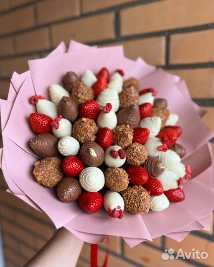 Букет из клубники в шоколаде подарок с доставкой