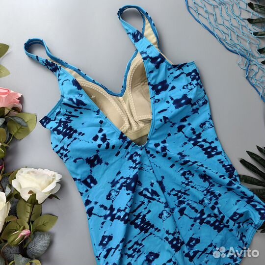 Купальник Naturana 48В новый