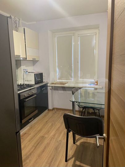 2-к. квартира, 50 м², 3/5 эт.