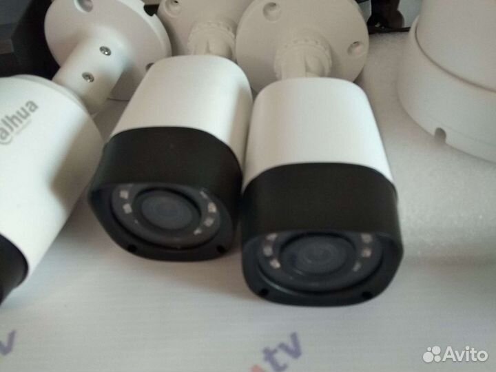 Видеонаблюдение 13 камер с микрофоном 4Мп Dahua