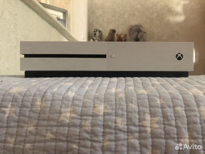 Xbox One S