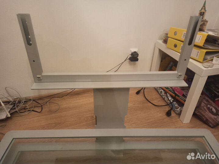 Стойка для телевизора