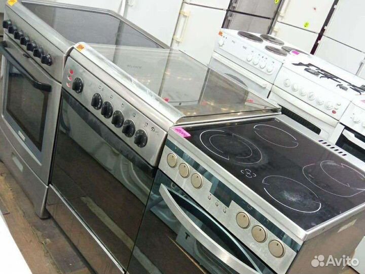 Плита электрическая б/у, духовой шкаф, панель