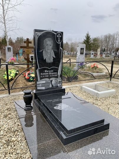 Памятники из гранита на могилу