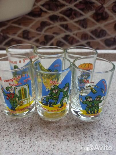 Набор стопок с военной тематикой