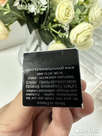 Givenchy помада 35