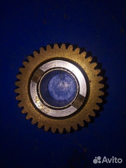 Шестерня балансировочного вала Ford Galaxy WGR