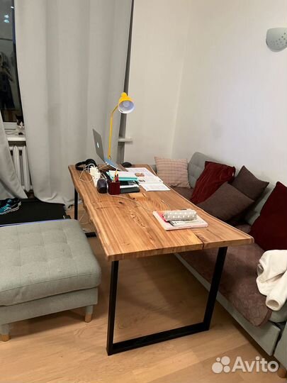 Письменный стол